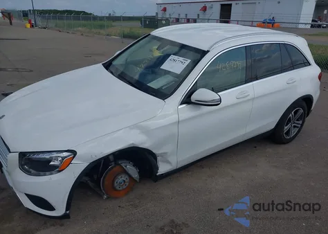 2019 Mercedes-Benz Glc 300 4Matic z USA, uszkodzony, nr VIN WDC0G4KB3KV157829